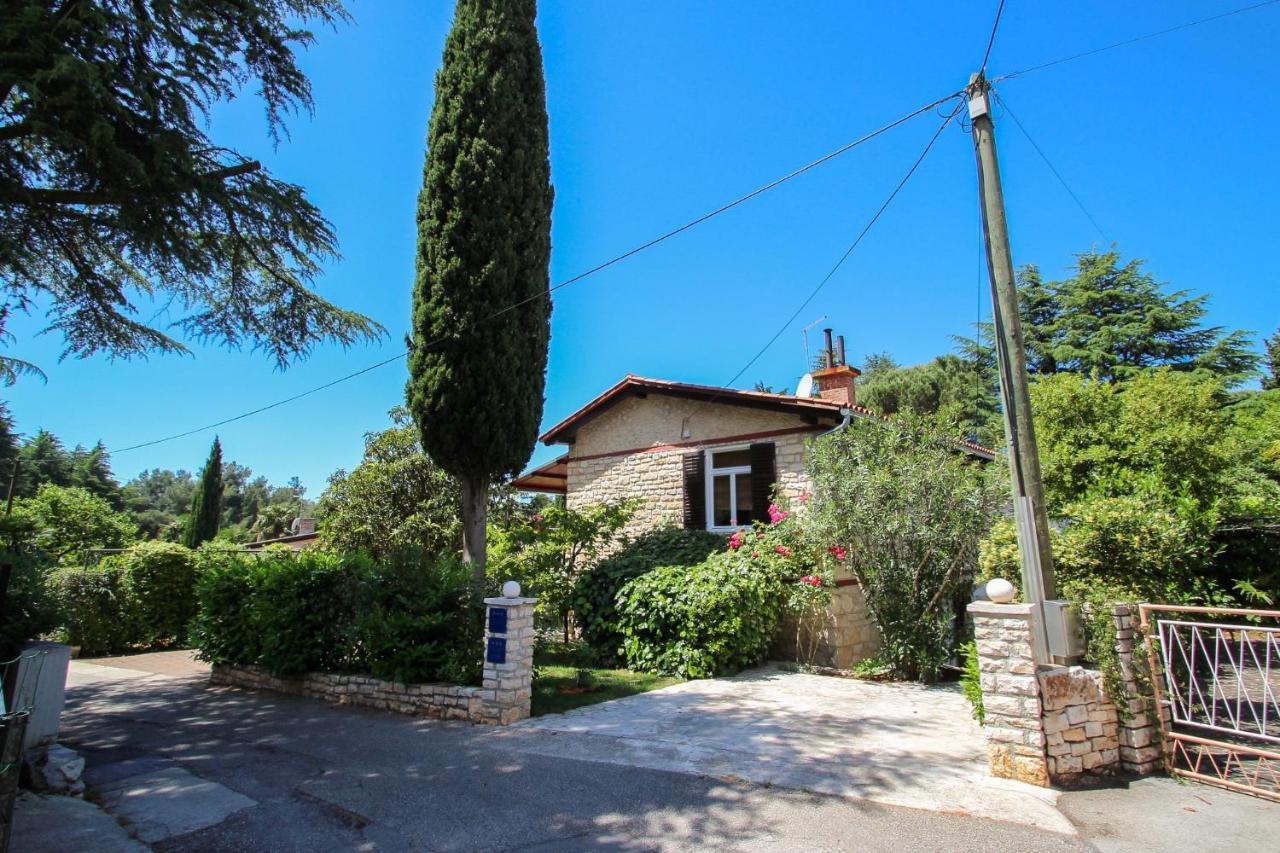 Carla Guest House Novigrad  Exterior photo