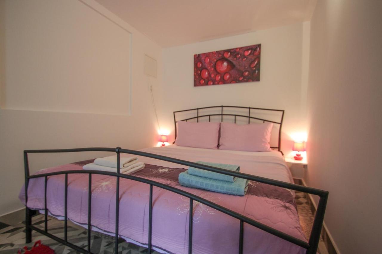 Carla Guest House Novigrad  Exterior photo